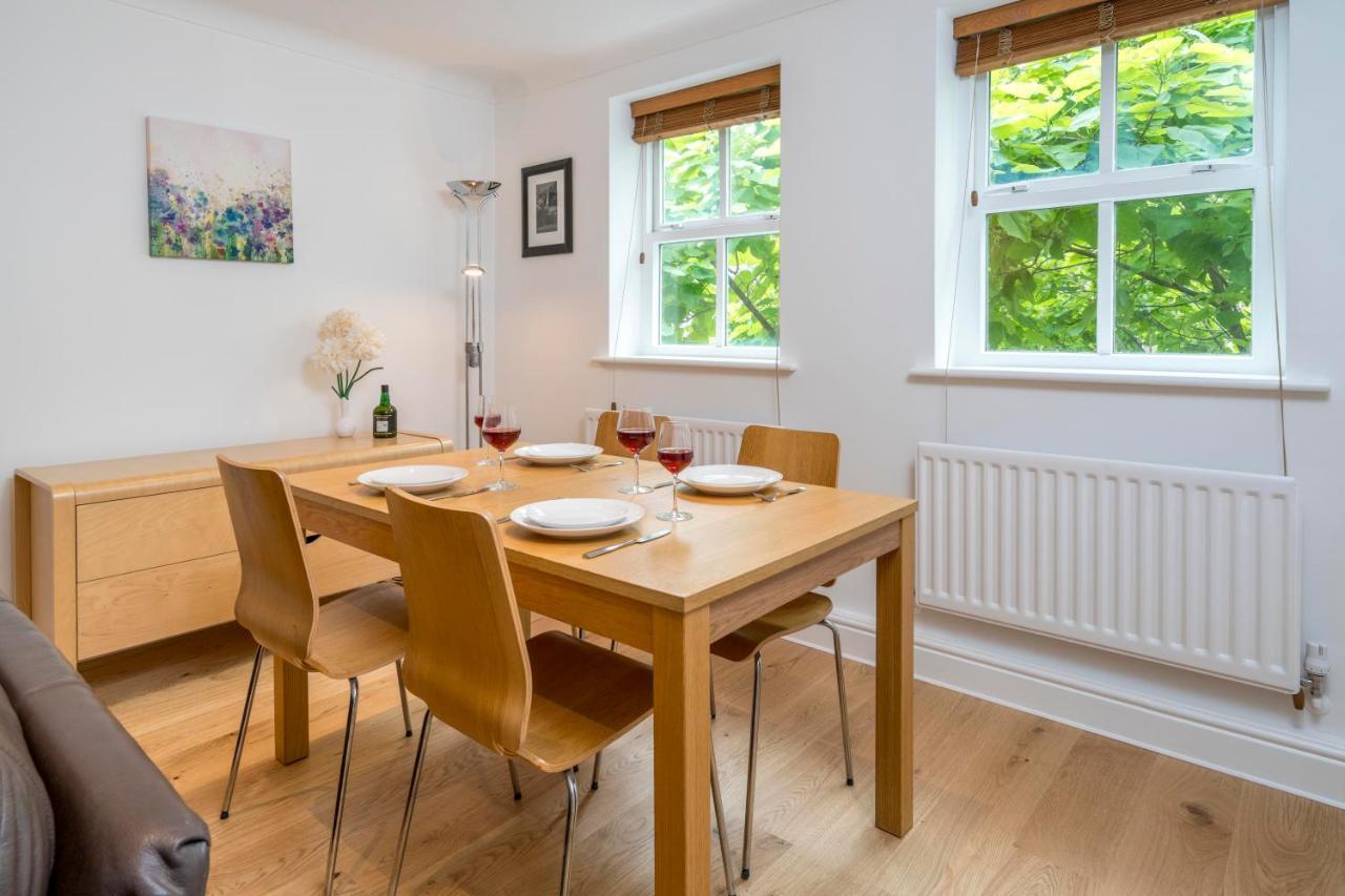 Splendid Apartment Near Vauxhall Tube Лондон Екстер'єр фото