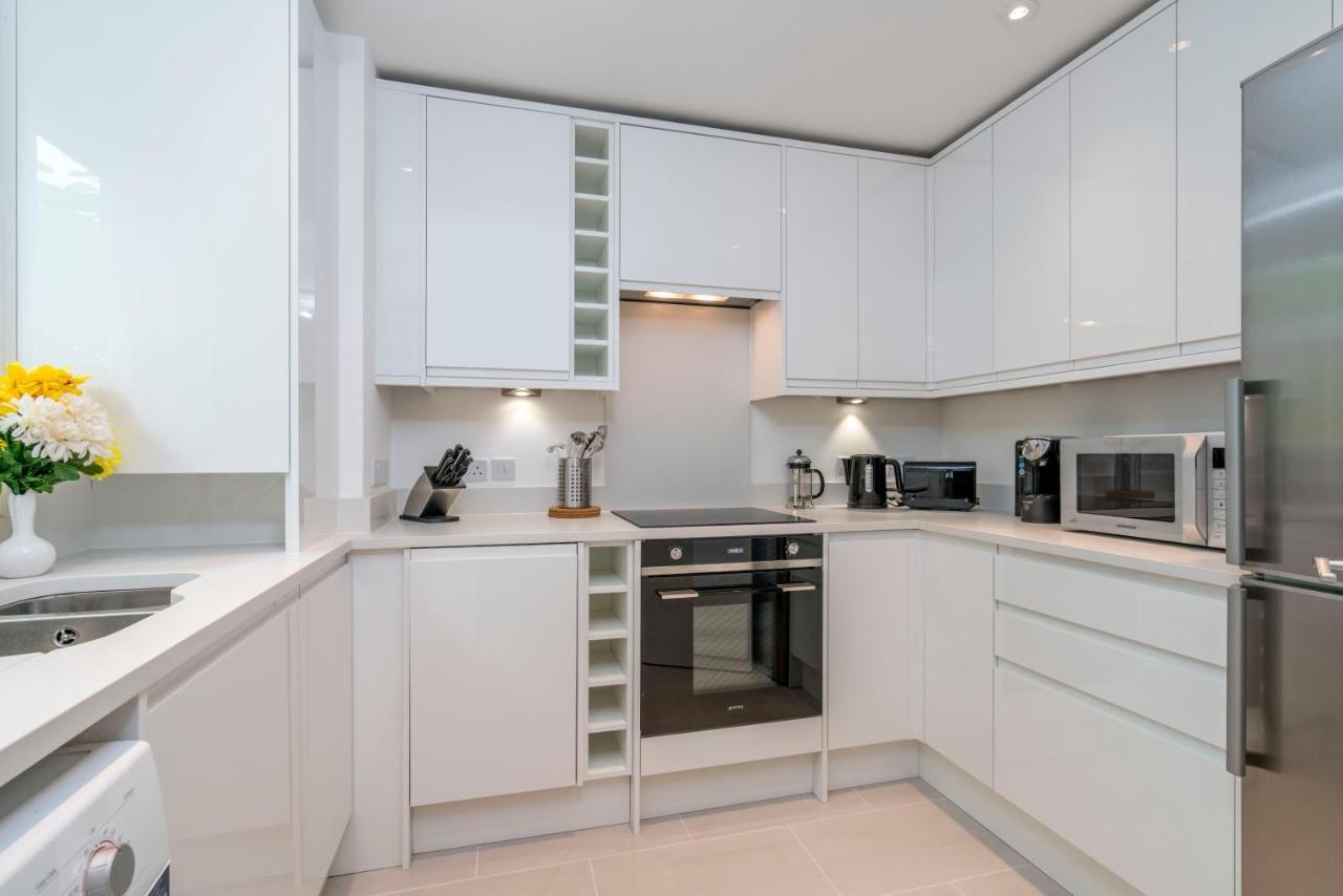 Splendid Apartment Near Vauxhall Tube Лондон Екстер'єр фото